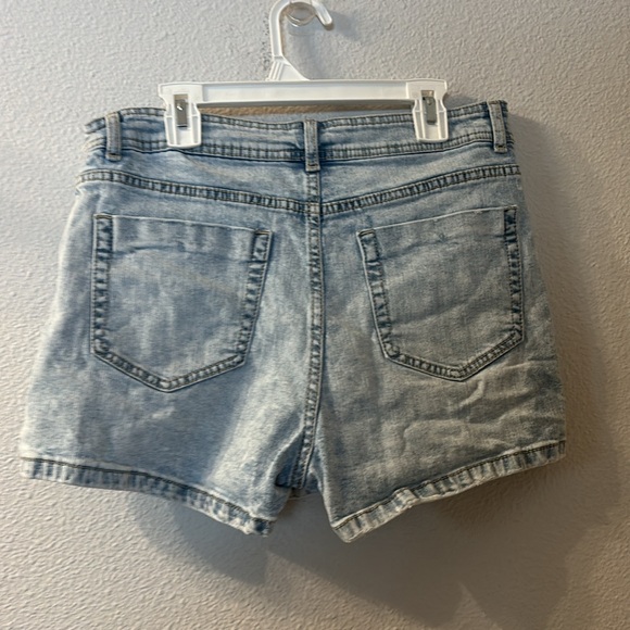 No Boundaries denim skort size 7 - Picture 4 of 6
